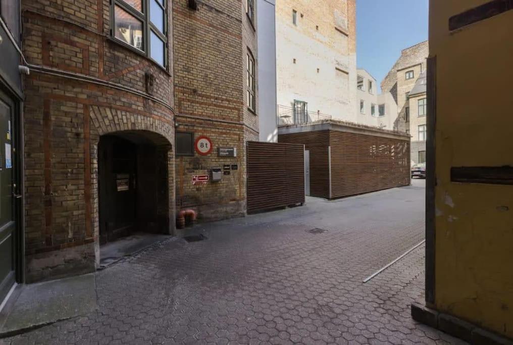 Spacious Double-apartment For 10 In Cph Center *